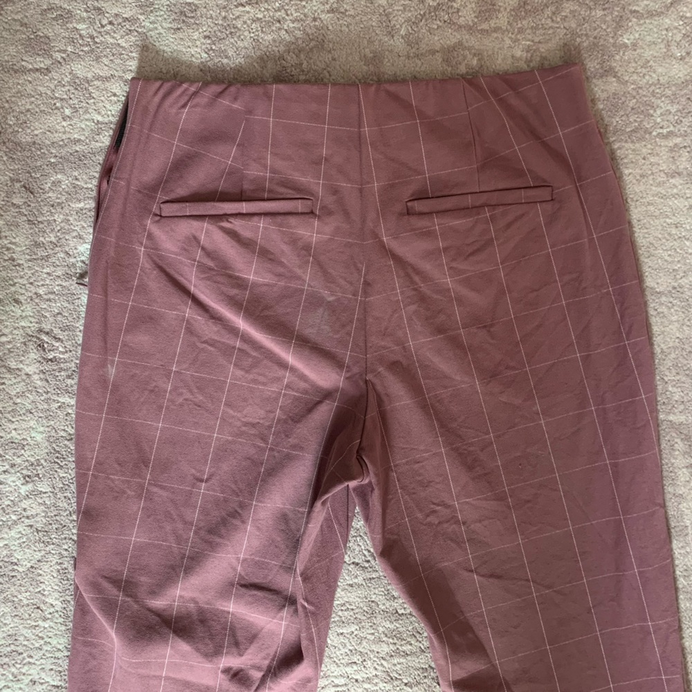 Nwot High Rise Plaid Pixie Pants - image 7